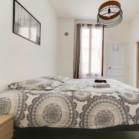 Indus Chic Au Coeur De Appartement